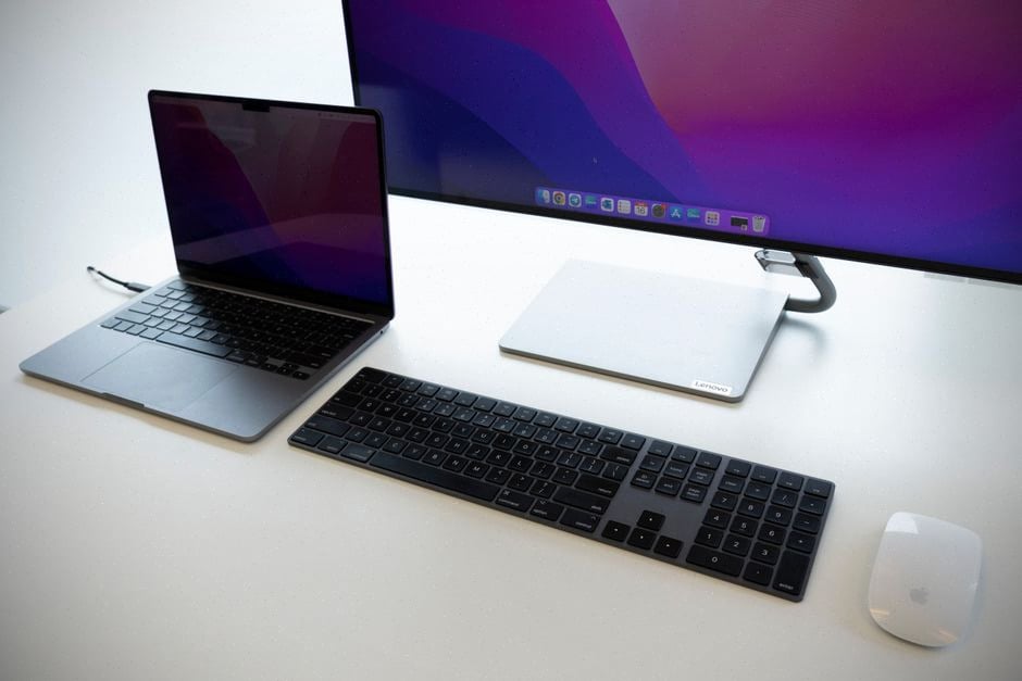 Poste Mac configuré pour exécuter des modèles LLM locaux
