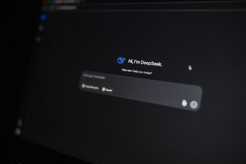 Chercheurs analysant des failles macOS avec assistance intelligence artificielle