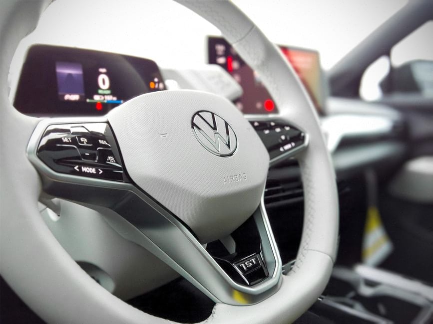 Interface de clé numérique dans une Volkswagen électrique récente