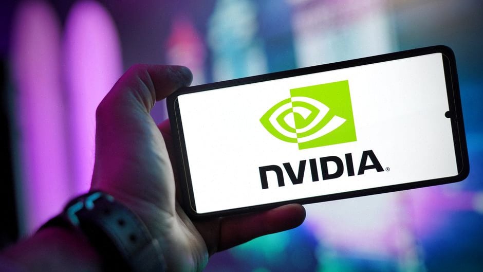 Analystes financiers suivant la publication trimestrielle record de Nvidia