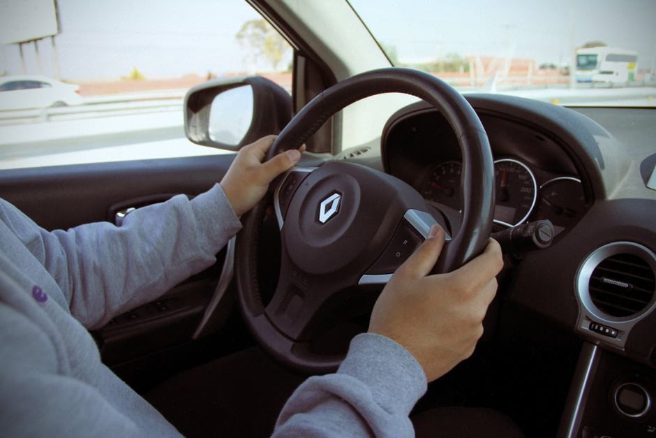 Contrôle douanier de voitures électriques importées en Arménie