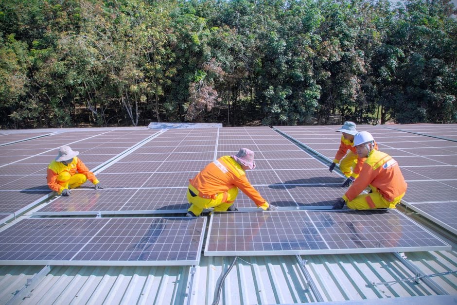 Installation gratuite de panneaux solaires pour un ménage vulnérable à Maurice