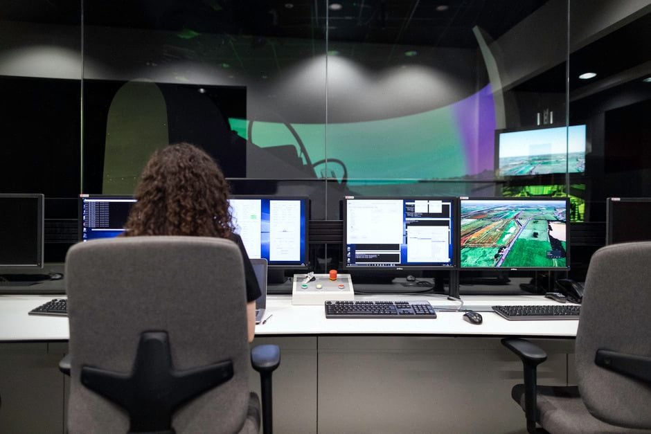 Salle de contrôle électrique surveillant la demande liée aux véhicules électriques