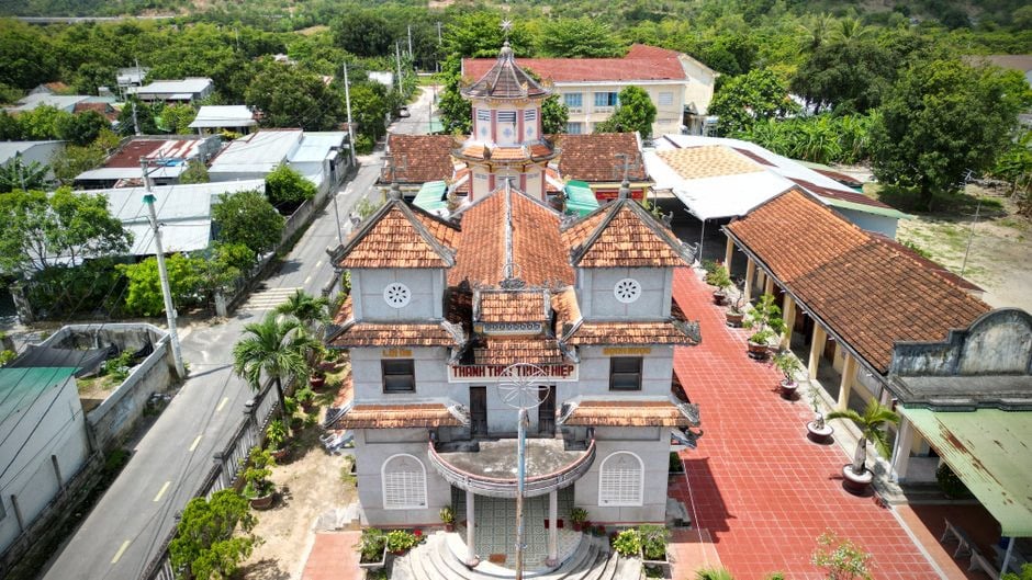 Installation photovoltaïque en autoconsommation sur un bâtiment de Thanh Hoa Power