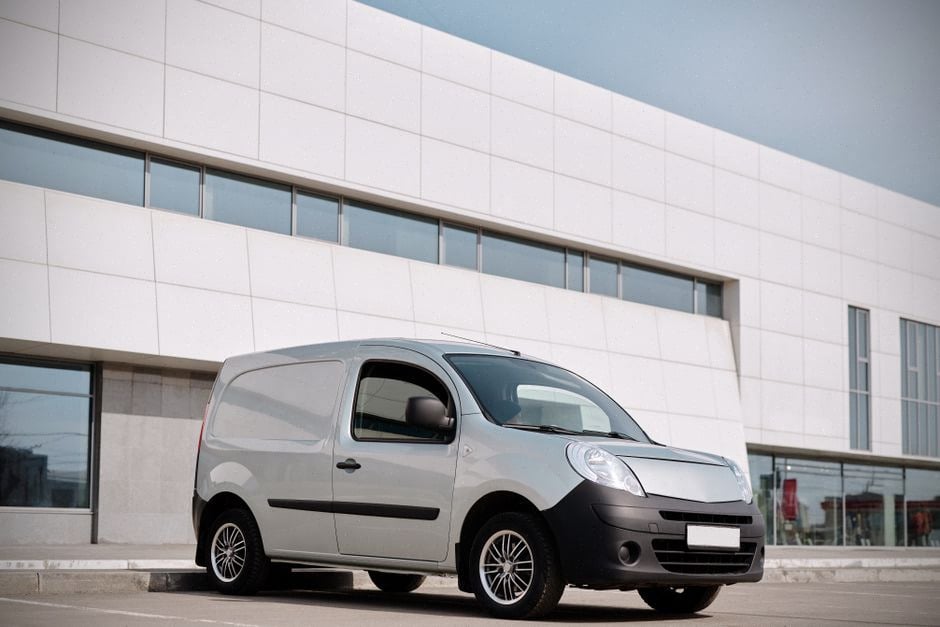 Fonction V2L du Kangoo électrique utilisée sur un chantier